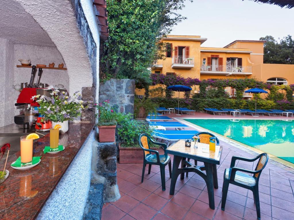 Hotel Cleopatra 3*