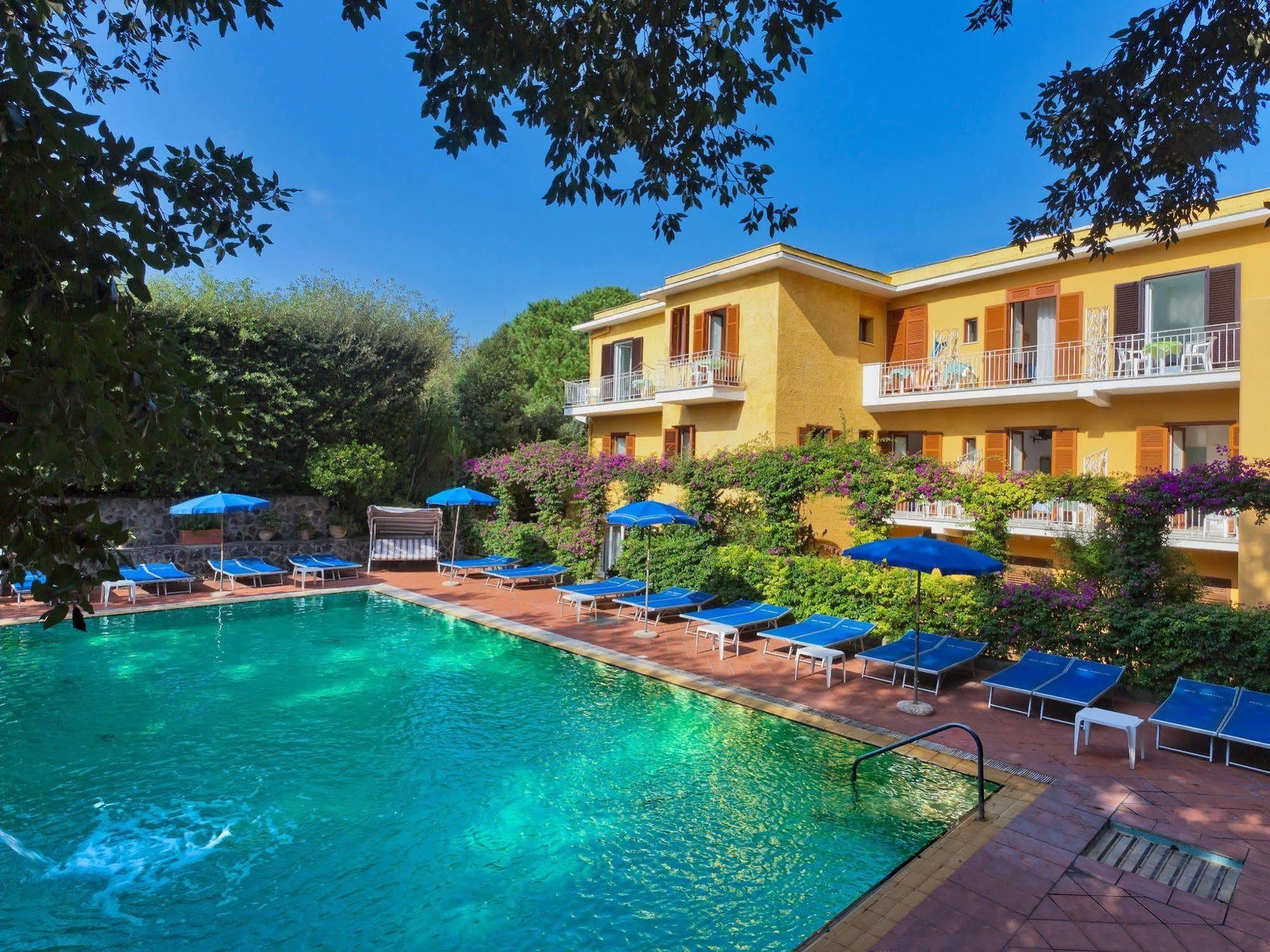 Hotel Cleopatra 3*
