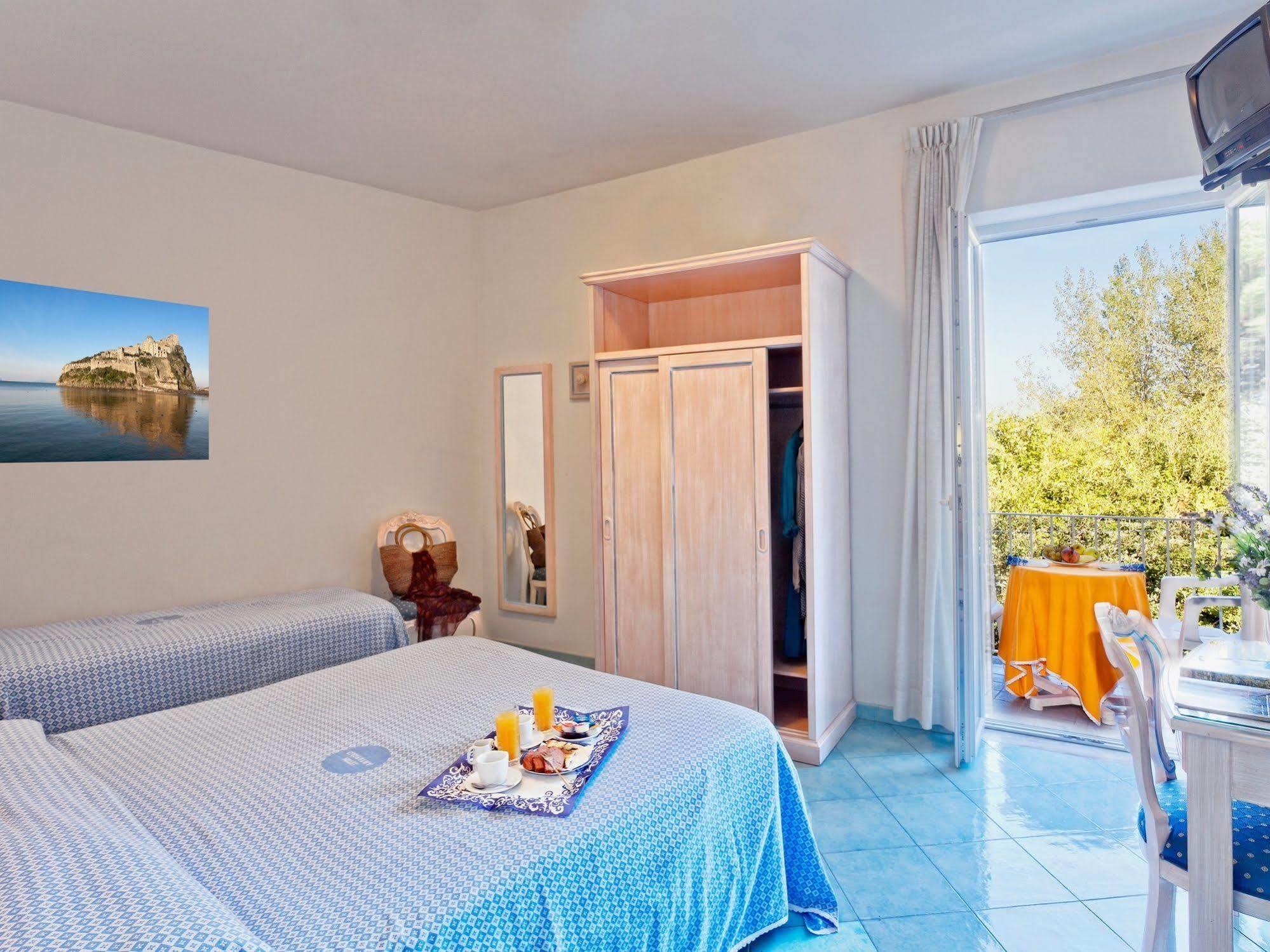 Hotel Cleopatra 3*