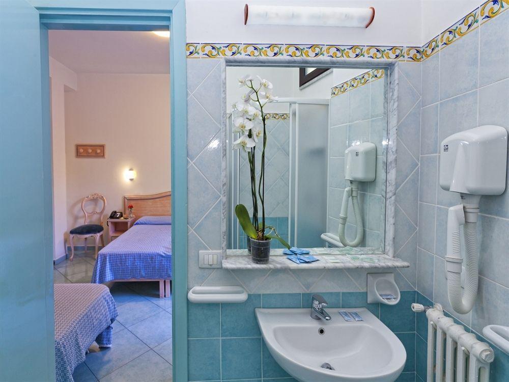 Cleopatra Hotel 3*