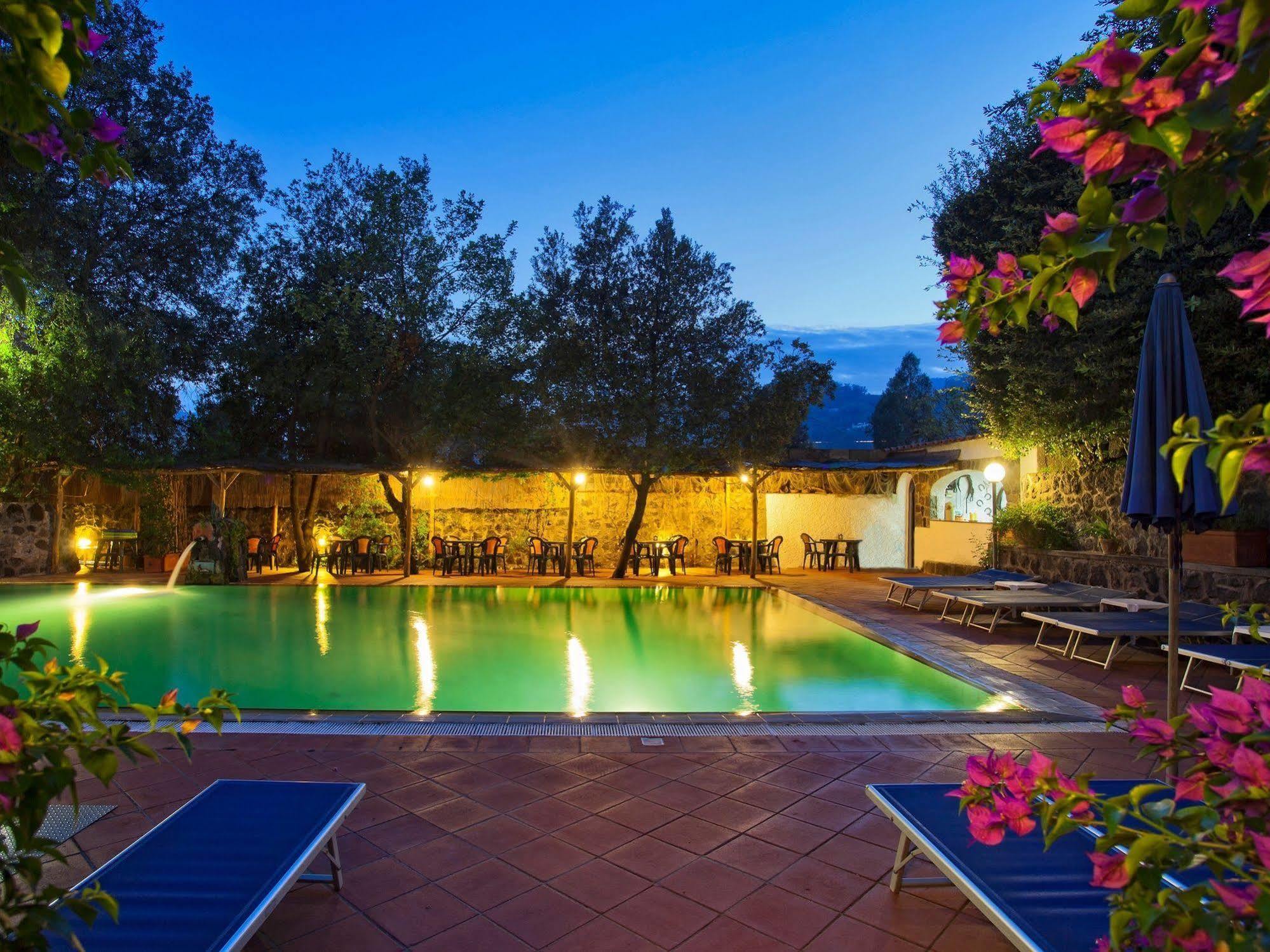 Hotel Cleopatra