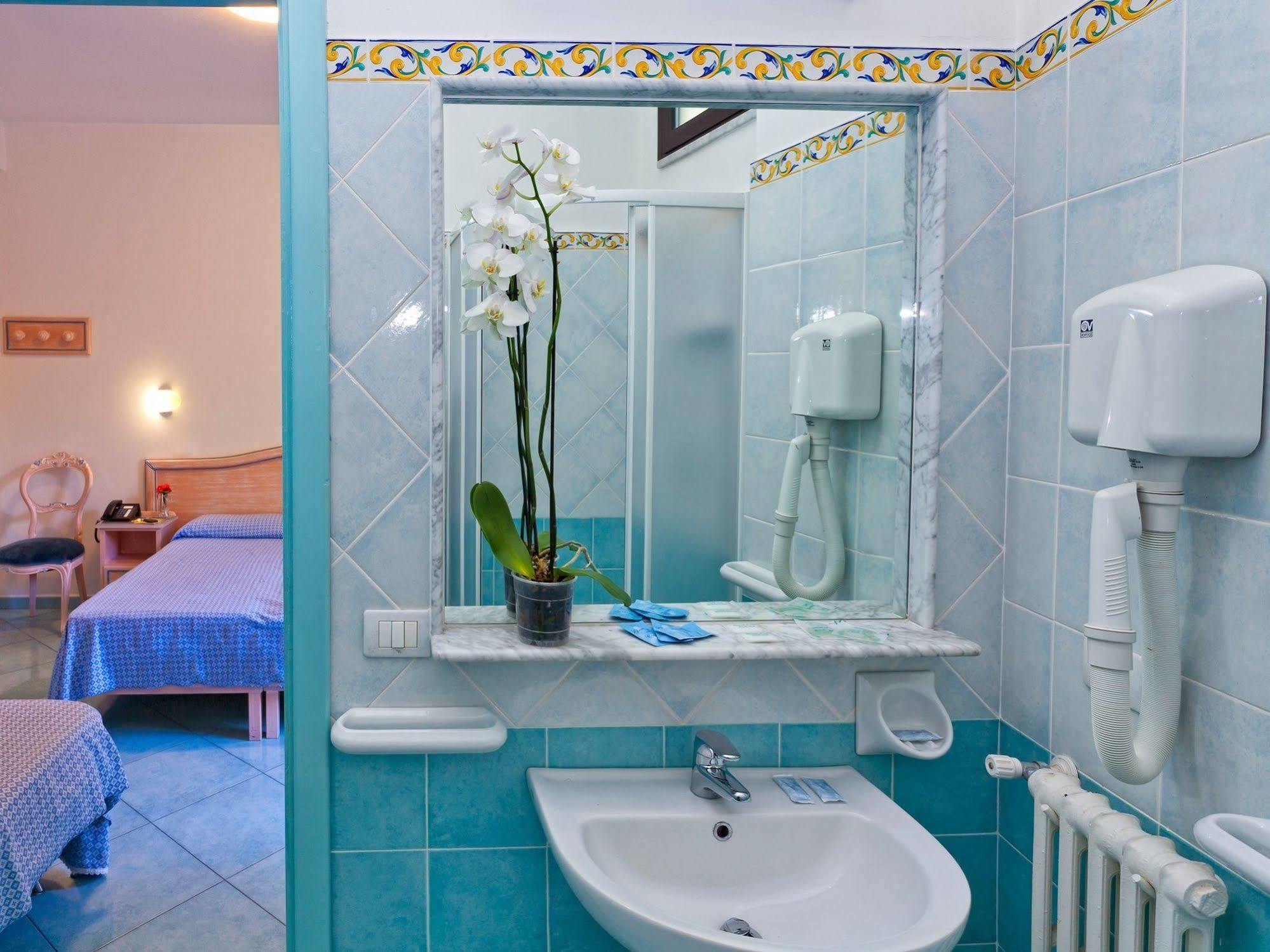 Cleopatra 3* Ischia